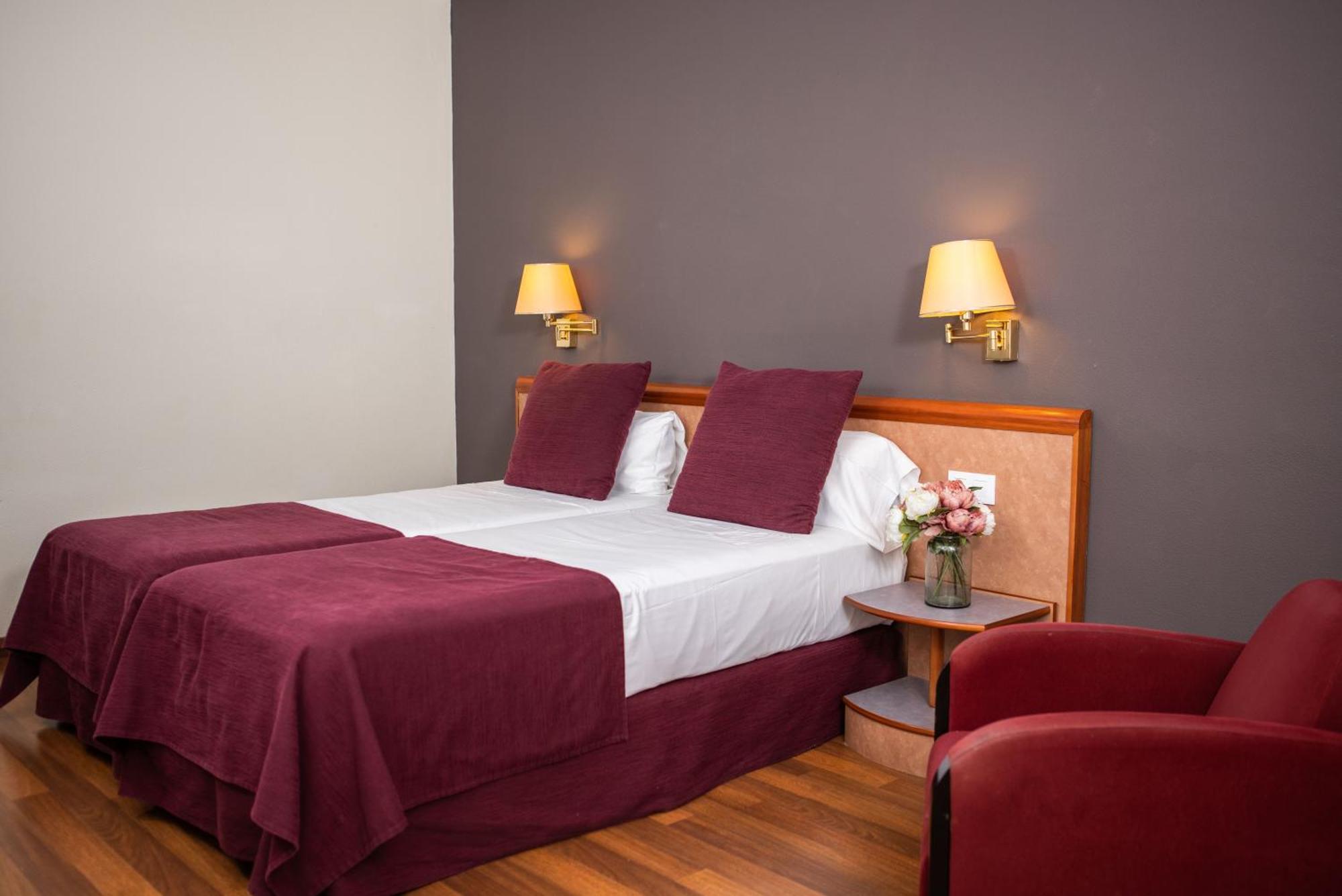 Rvhotels Spa Vila De Caldes - Adults Only Caldes De Montbui Phòng bức ảnh