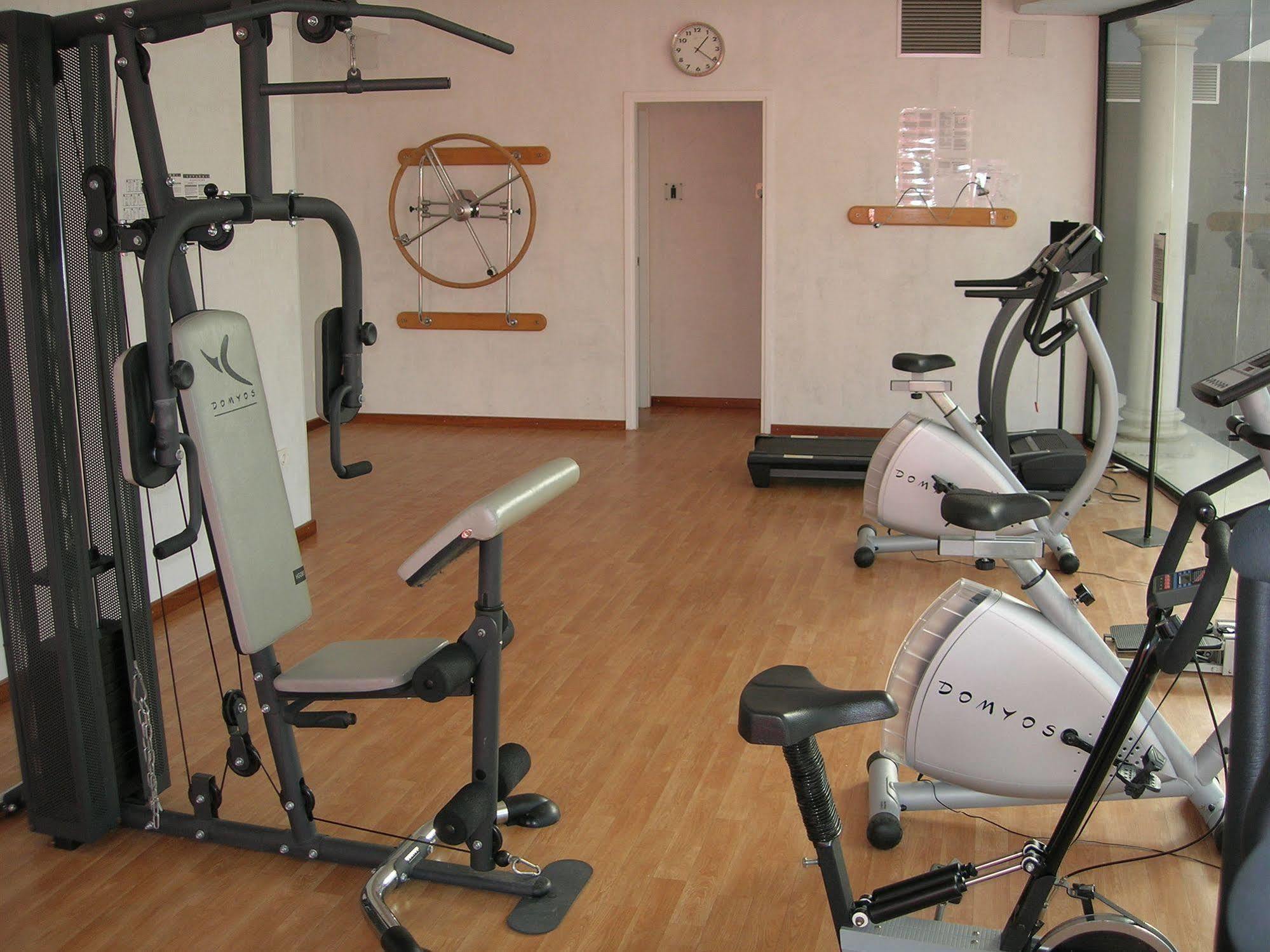Rvhotels Spa Vila De Caldes - Adults Only Caldes De Montbui Ngoại thất bức ảnh