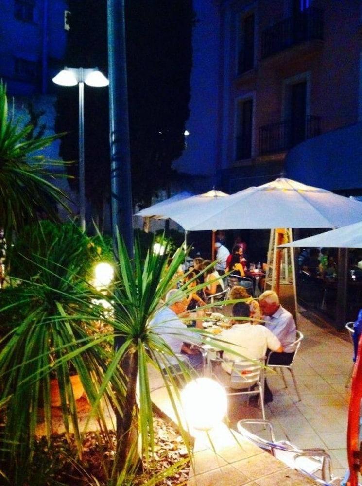 Rvhotels Spa Vila De Caldes - Adults Only Caldes De Montbui Ngoại thất bức ảnh